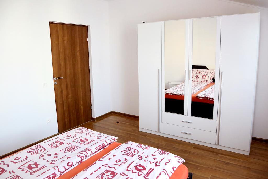 Vila Nona Apartment Hermannstadt Zimmer foto