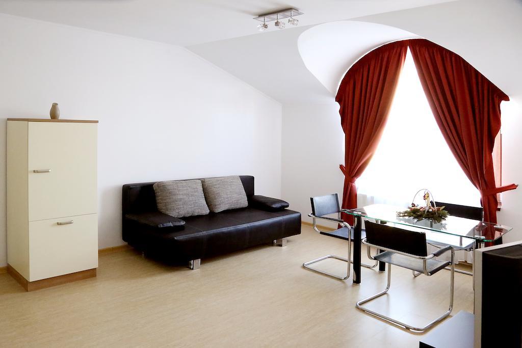 Vila Nona Apartment Hermannstadt Zimmer foto